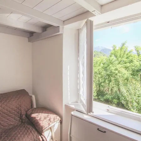 Domek alpejski Casa Ponaga Dongo